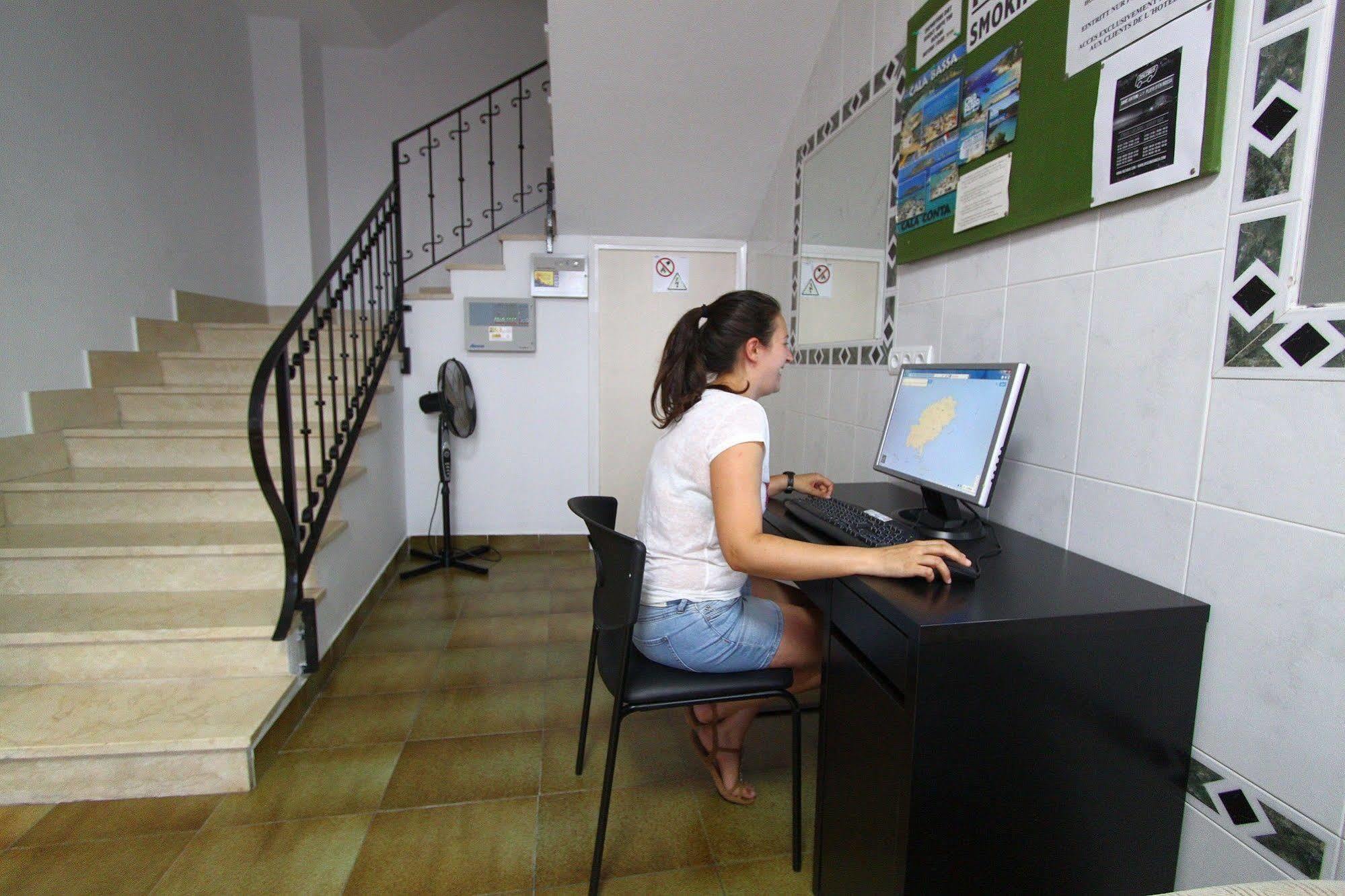 Hostal Roca San Antonio  Luaran gambar